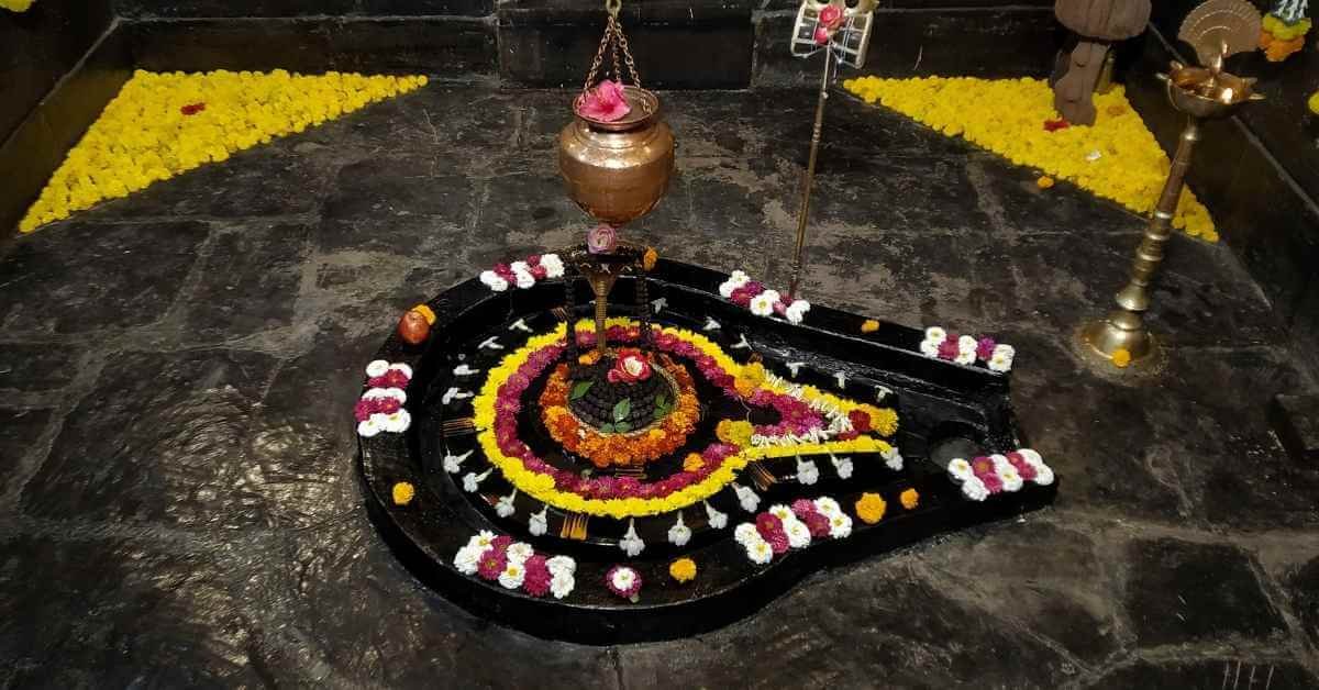 where are the shiva lingam brought from kailasam