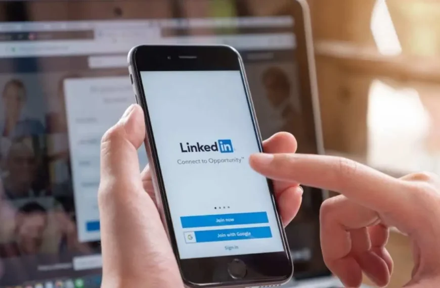 Linkedin data is being shared with third parties