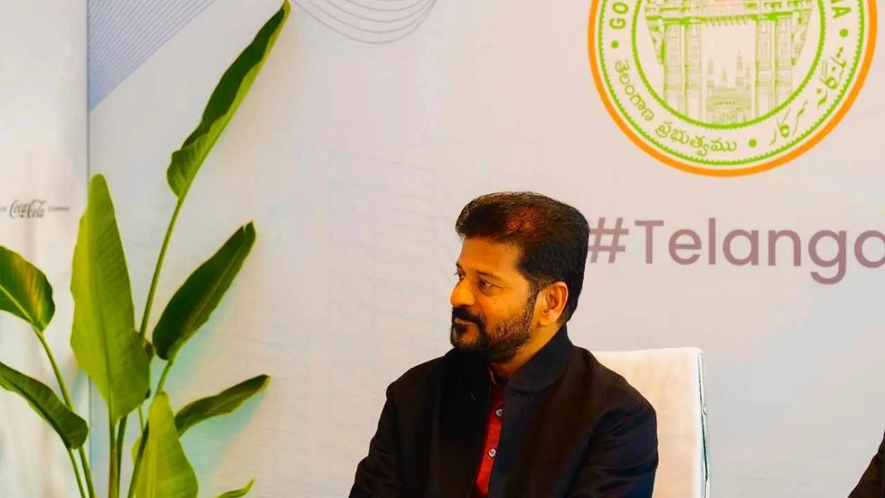 Revanth Reddy reacts chandrababu naidu comments on allu arjun issue