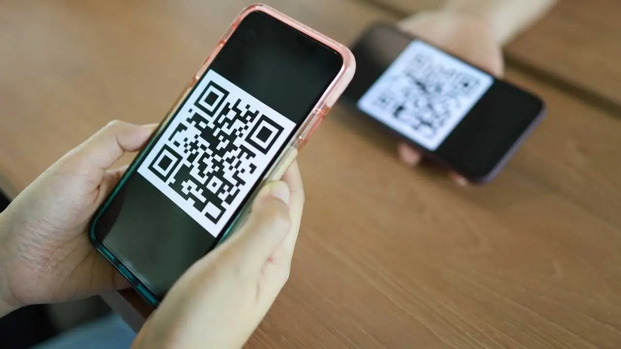 how to identify Fake QR Codes
