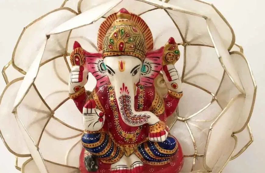 famous lakshmi ganapathi temple in iluru vijayawada