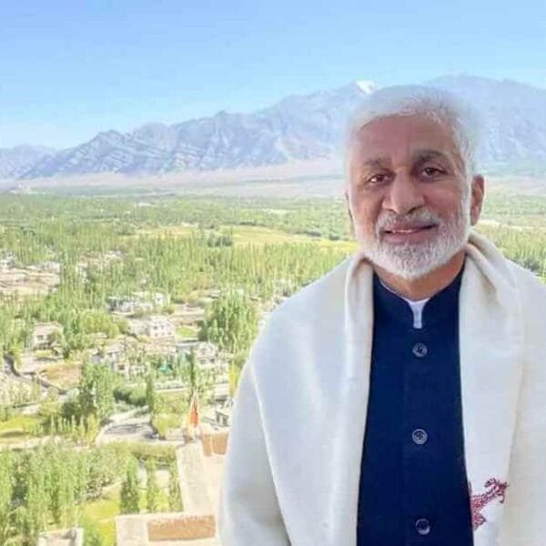 ysrcp is in tension as vijaya sai reddy receives ed notice in liquor scam