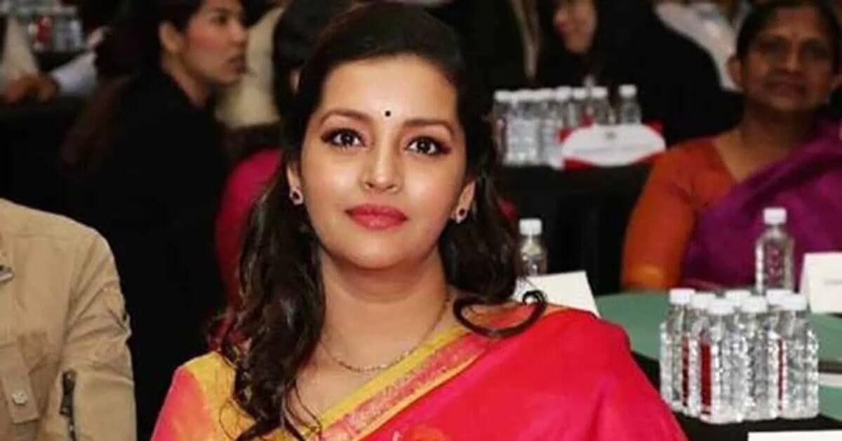 Renu Desai urges netizens to stop using china items