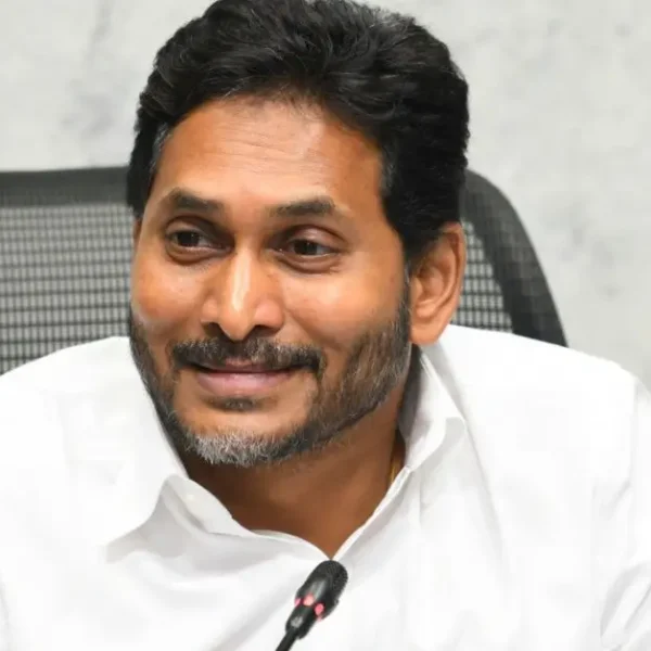 jagan gets invited for amaravathi development restart