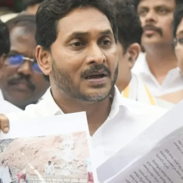 jagan says he will give remaining exgratia to simhachalam victims