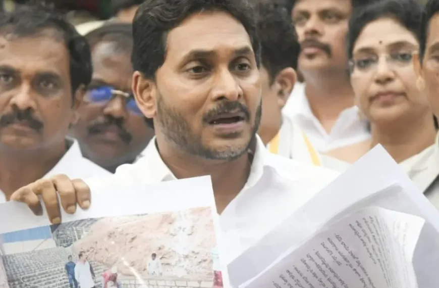 jagan says he will give remaining exgratia to simhachalam victims