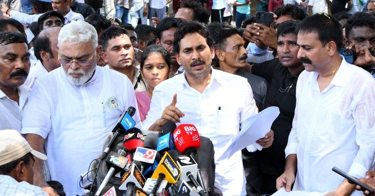 Jagan mohan reddy reacts on kommineni srinivas rao