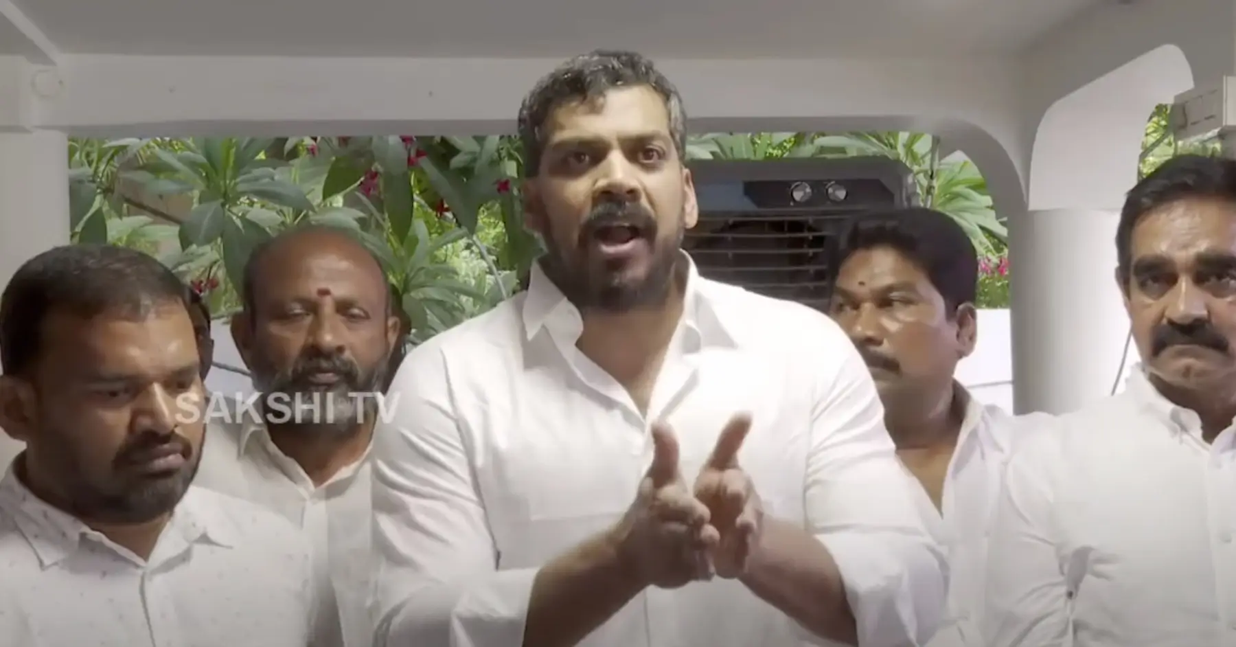 Anil Kumar Yadav strong warning to kutami government