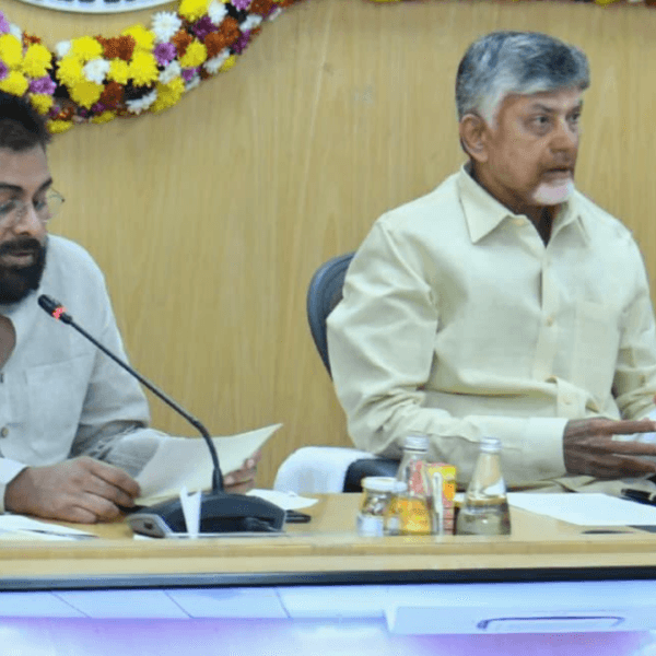 Chandrababu Naidu Pawan Kalyan