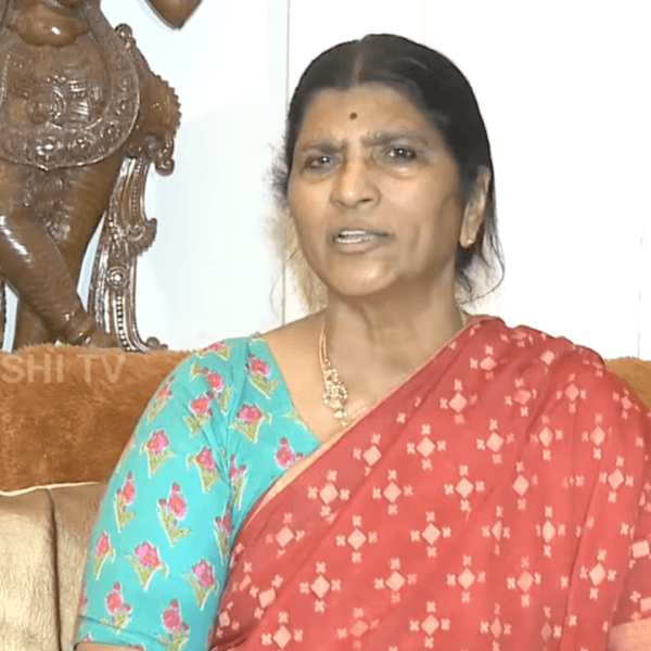 Lakshmi Parvathi warns nara lokesh and chandrababu naidu