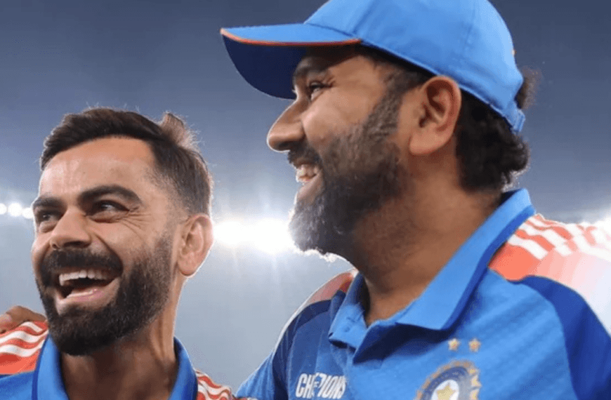 Virat Kohli shows his lookalike to Rohit Sharma