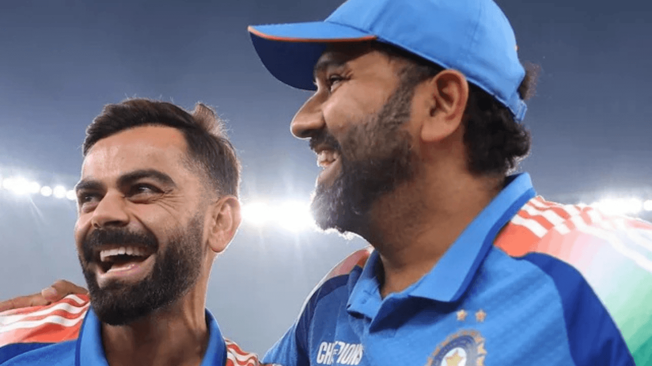 Virat Kohli shows his lookalike to Rohit Sharma